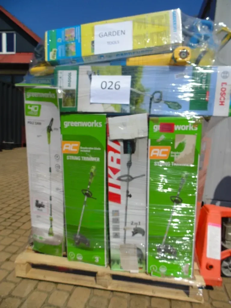 Paleta z narzędziami ogrodowymi Greenworks – wykaszarki String Trimmer AC, kosy IKRA, Bosch, numer 026 GARDEN TOOLS